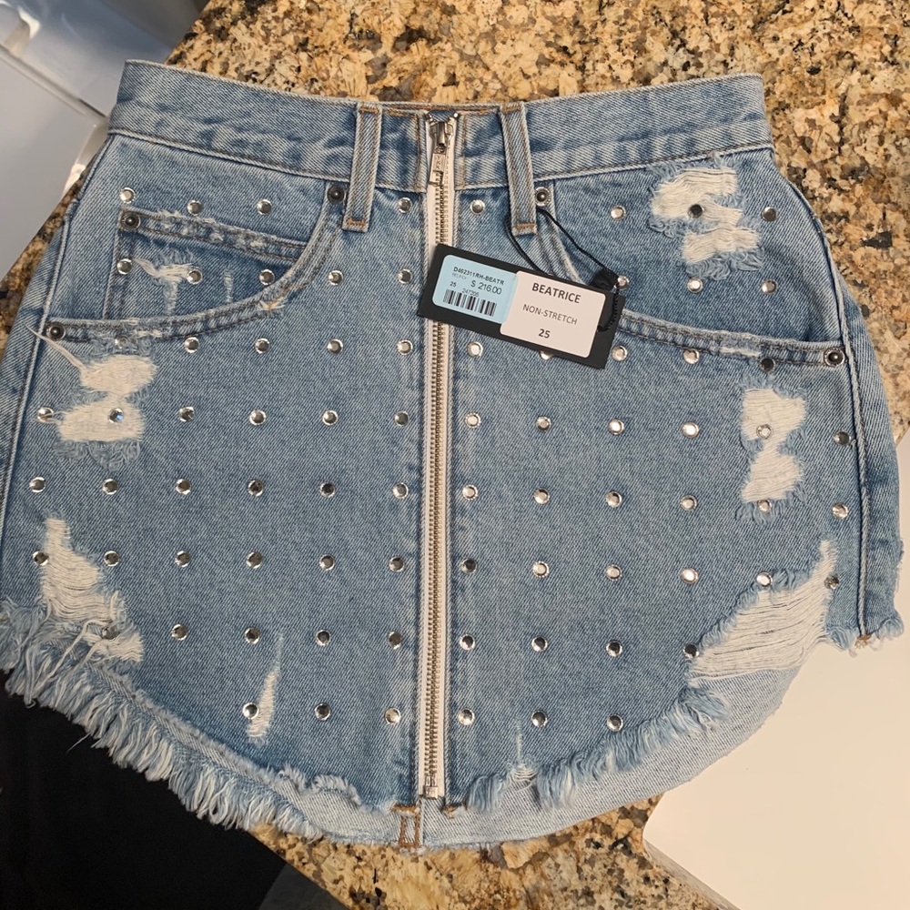 Rhinestone CarMar Skirt!! W tags!! Brand new